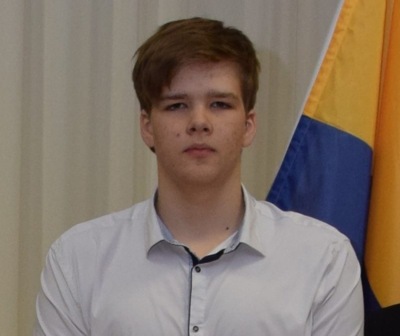 Sveicam Valmieras pilsētas un novadu apvienības Angļu valodas olimpiādes laureātu