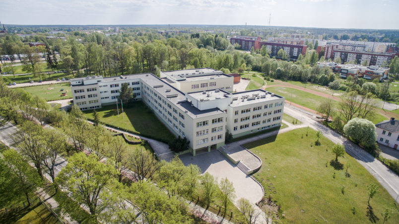 Mūsu mīļajai skolai -75!